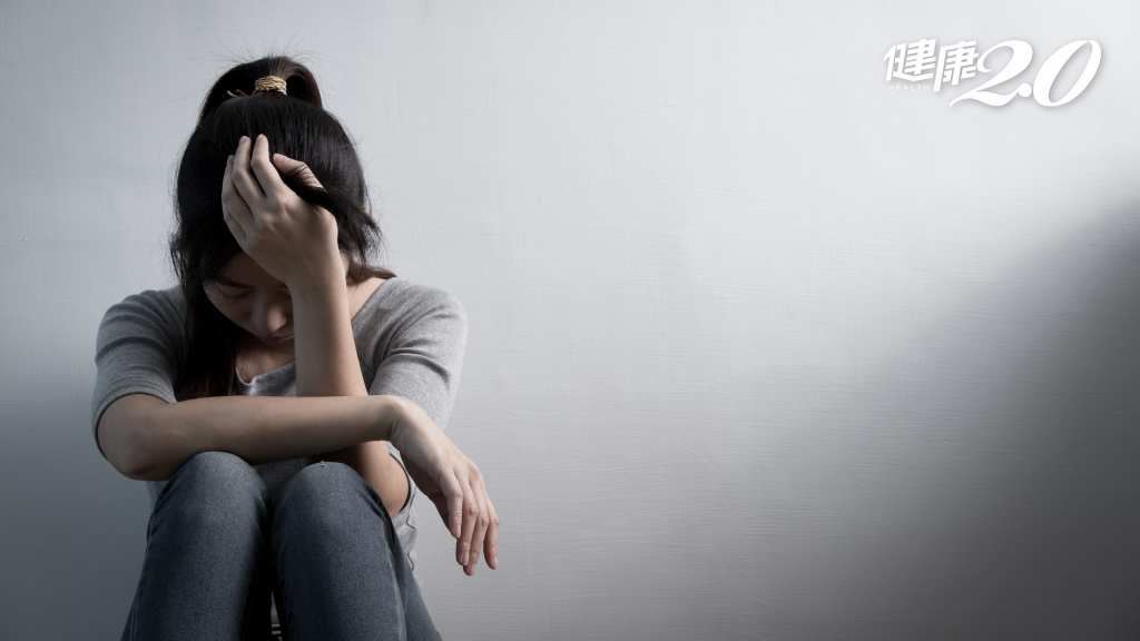 憂鬱症 情緒低落 女人