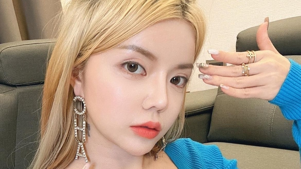 網紅割雙眼皮失敗5次 眼睛少5層皮無法閉眼！消眼袋不靠手術只用1招