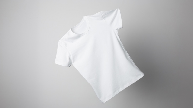 止汗抗熱這樣穿 不怕全身濕濕黏黏