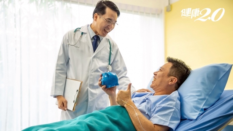 比照機場快速通關！台大、成大攜手打造<span style="color:#1BA42B;">綠色</span>通道，住院免掛號、檢查、等床位