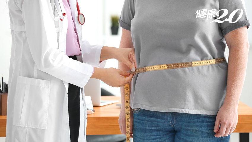 腰圍<span style="color:#1BA42B;">超標</span>了嗎？心血管疾病、糖尿病悄悄逼近，死亡風險變2倍！