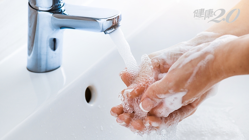 發燒也是腸胃炎症狀！年節期間「腸」保健康6個一定要洗手時機，肥皂洗手才能去病毒